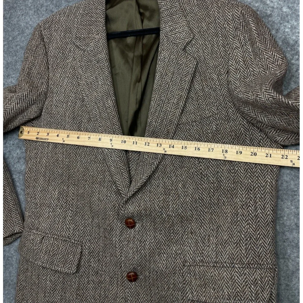 Vintage Harris Tweed Blazer Sport Coat Jacket Mens 43 R Brown Herringbone Wool
